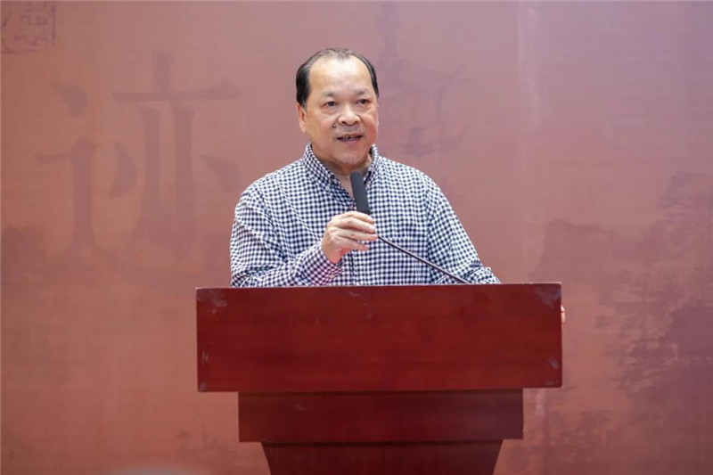 5本次展覽的藝術(shù)家、桂林市美術(shù)家協(xié)會(huì )名譽(yù)主席、廣西師范大學(xué)原副校長(cháng)白曉軍致答謝辭.jpg