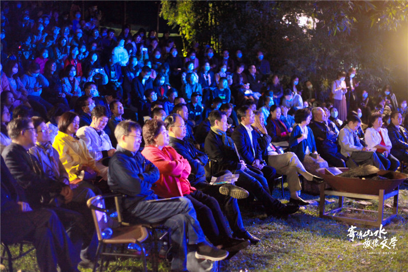 4.“王蒙漓江之夜”音樂(lè )朗誦會(huì )現場(chǎng).jpg