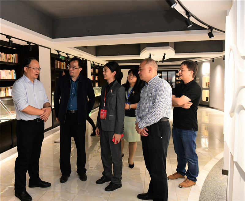 DSC_8967.jpg DSC_8967.jpg