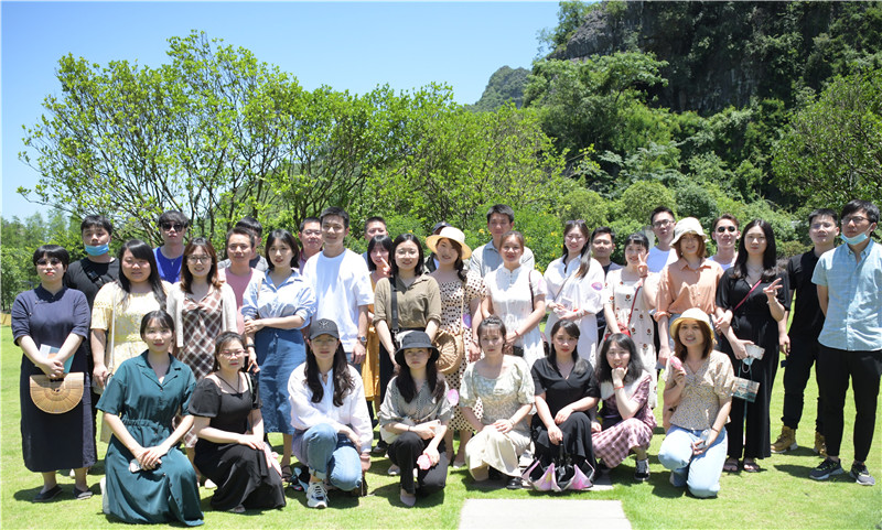 8.活動(dòng)合影.jpg 8.活動(dòng)合影.jpg