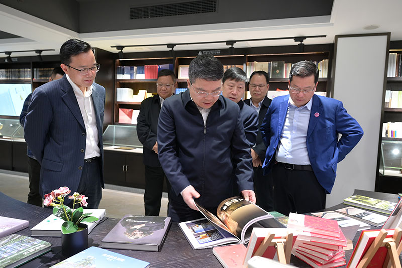 DSC_1176.jpg DSC_1176.jpg