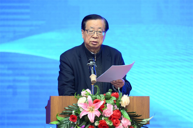 中國編輯學(xué)會(huì )會(huì )長(cháng)郝振省致辭.jpg