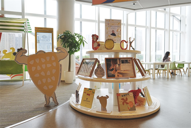 7.10上海少年兒童圖書(shū)館，伊娃娜小型書(shū)展.jpg