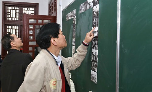 1525799085399894.jpg 3713881154689451885.jpg