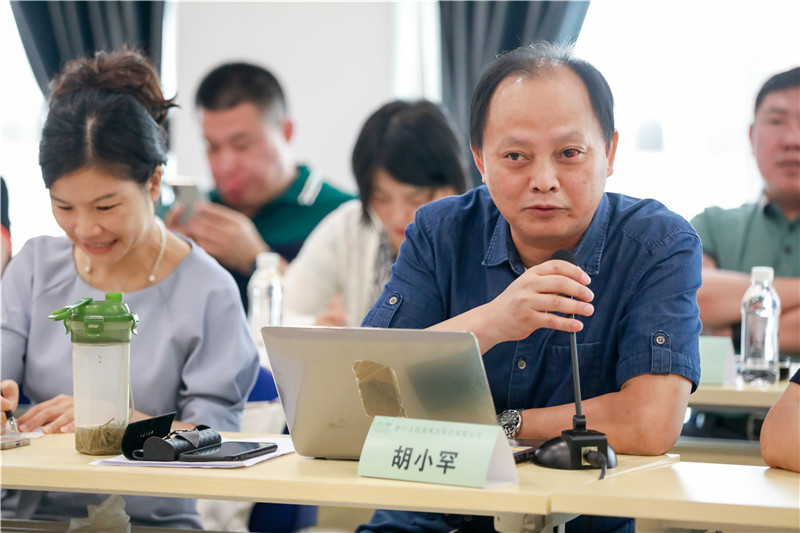 1568974327308408.jpg 浙江人民美術(shù)出版社社長(cháng)胡小罕分享浙江人美的市場(chǎng)選擇與實(shí)踐經(jīng)驗.jpg