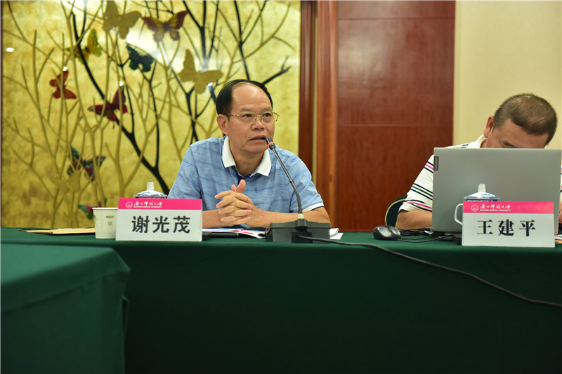 廣西文物保護與考古研究所信息資料研究室主任、研究員謝光茂發(fā)言（郭倩 攝）.JPG